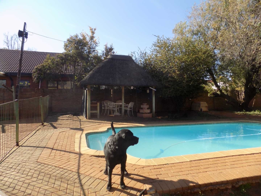 4 Bedroom Property for Sale in Universitas Ridge Free State